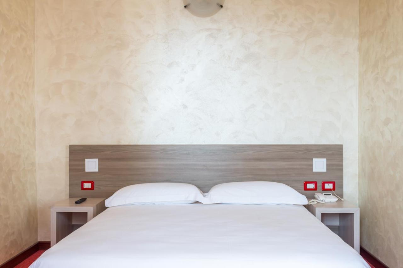 Hotel Italia دورميلّيتّو المظهر الخارجي الصورة